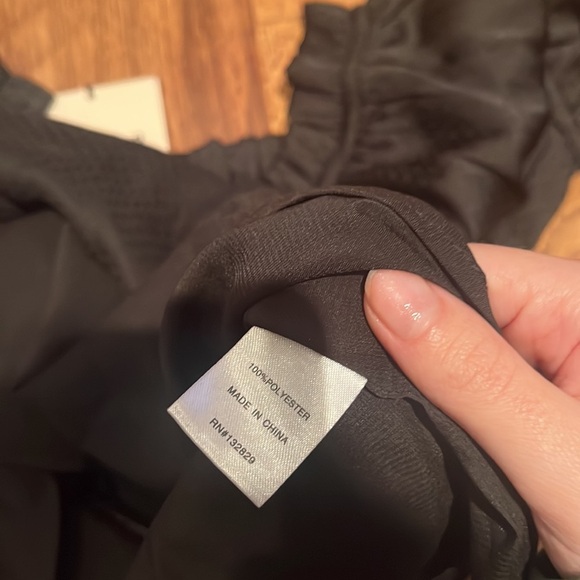 NWT Superdown Woman’s Black Long Sleeve Top Size XXS - Picture 5 of 5